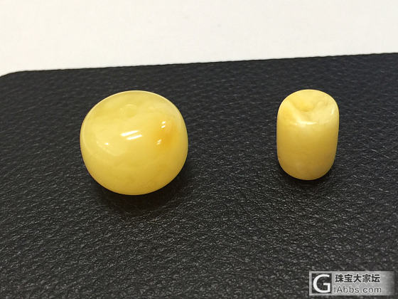 转一个蜜蜡鼓珠和一个小桶珠_蜜蜡