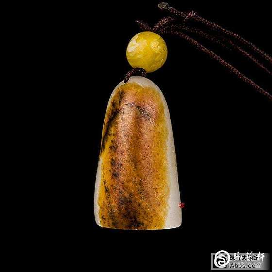 漂亮的秋梨皮印章_挂件和田玉