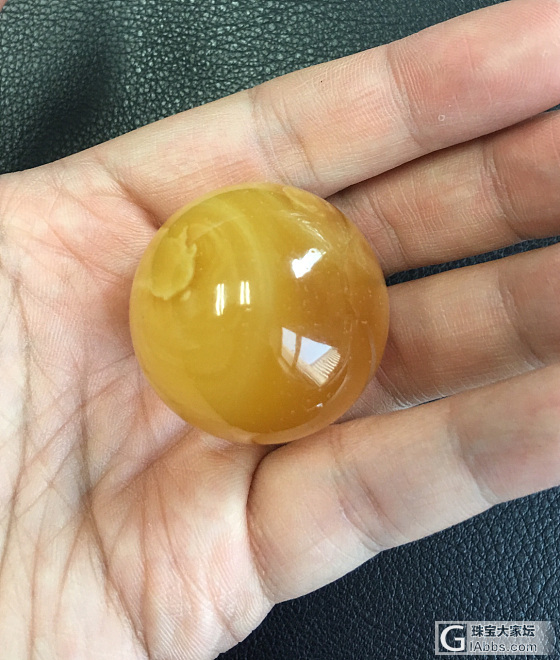 一个蜡质不错的大珠 35mm_琥珀蜜蜡