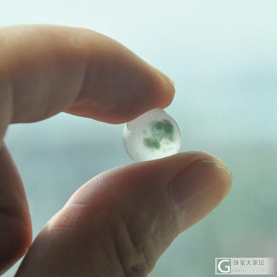 翡翠飘花珠子一对_翡翠