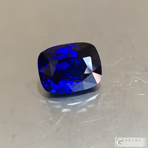 来颗大一点的皇家蓝_蓝宝石刻面宝石