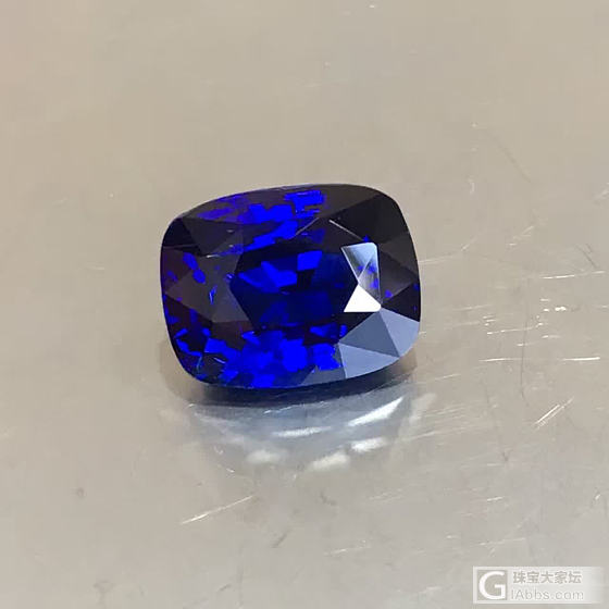 来颗大一点的皇家蓝_蓝宝石刻面宝石