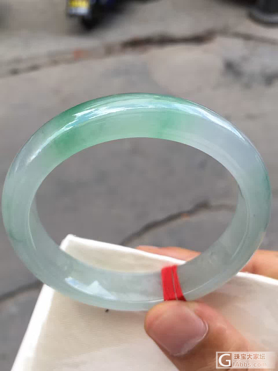 翡翠手镯_翡翠手镯