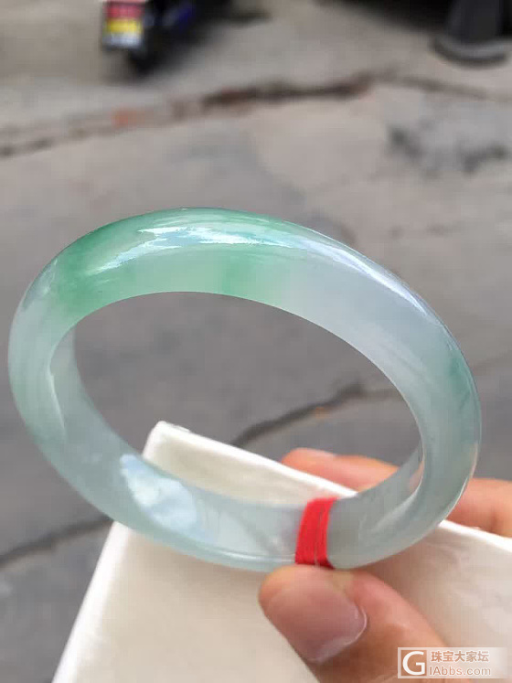 翡翠手镯_翡翠手镯