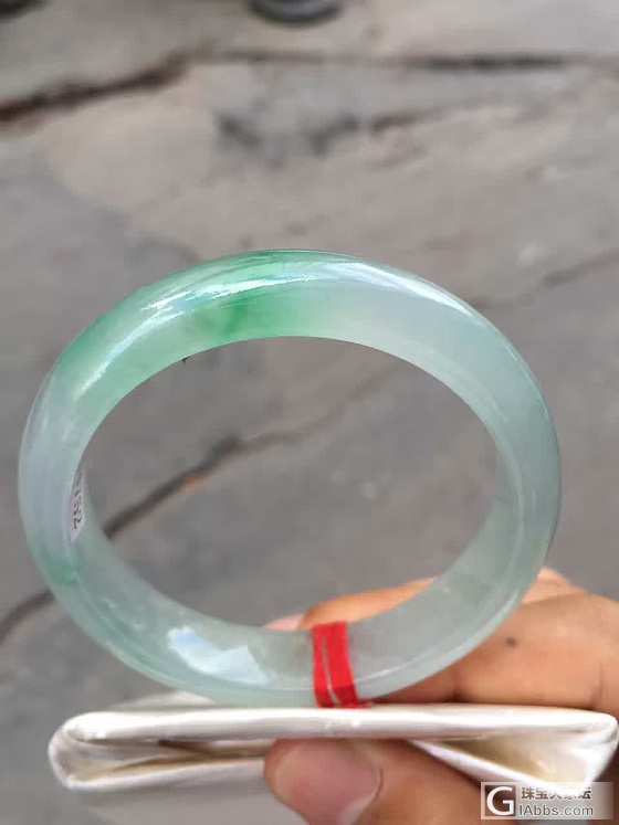 翡翠手镯_翡翠手镯