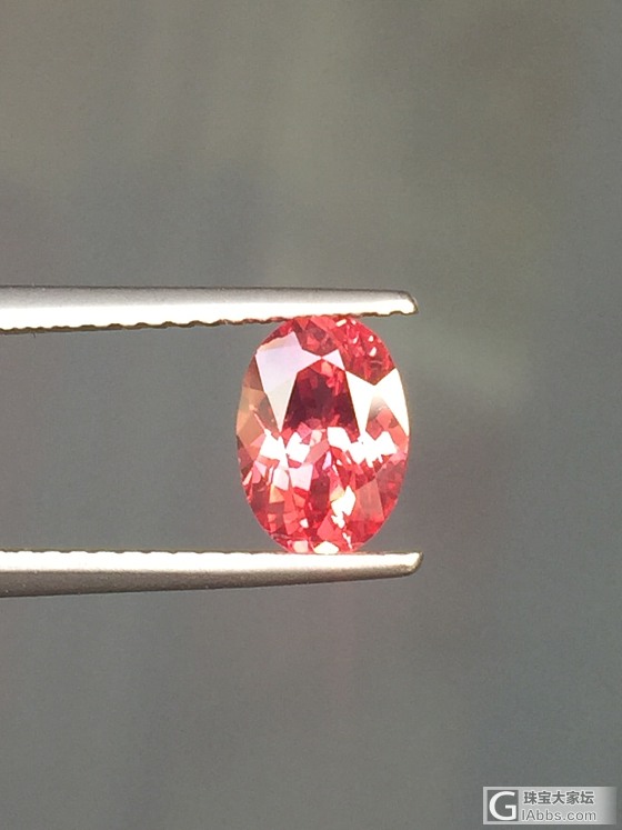 【皇家彩宝】1.22ct 马亨盖 尖晶石_刻面宝石尖晶石