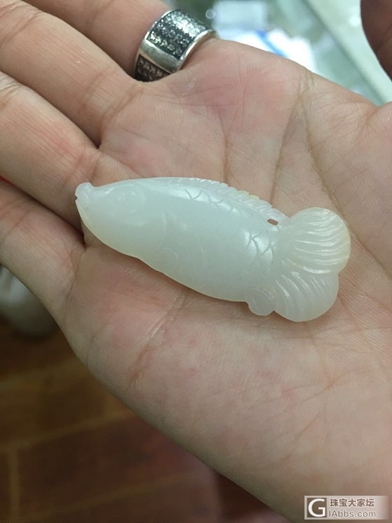 一条鱼_和田玉