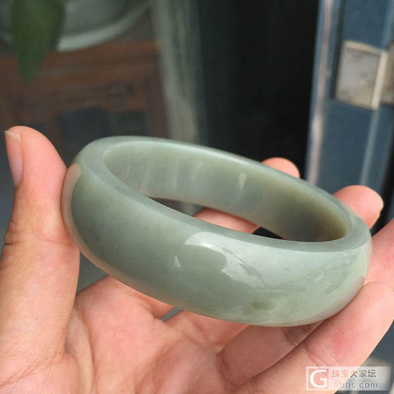 青玉籽料手镯内径58mm_和田玉
