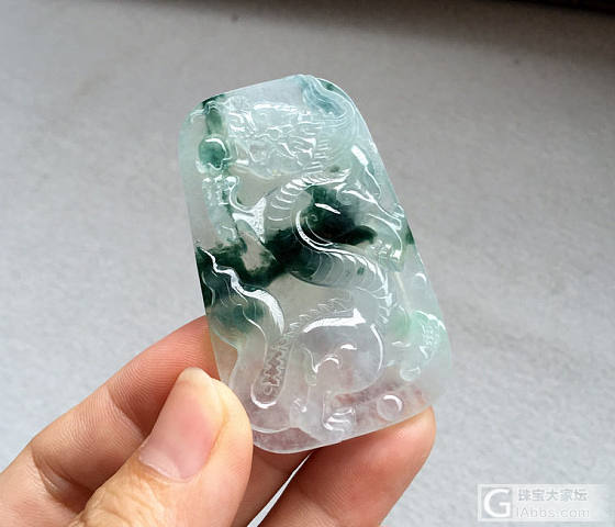 【翠园】精工厚庄飘花龙牌_牌子翡翠