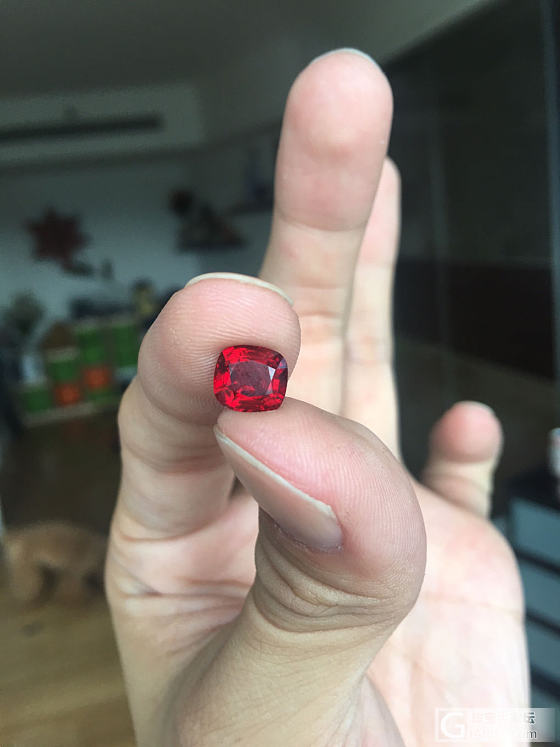 再来颗红色的_刻面宝石尖晶石