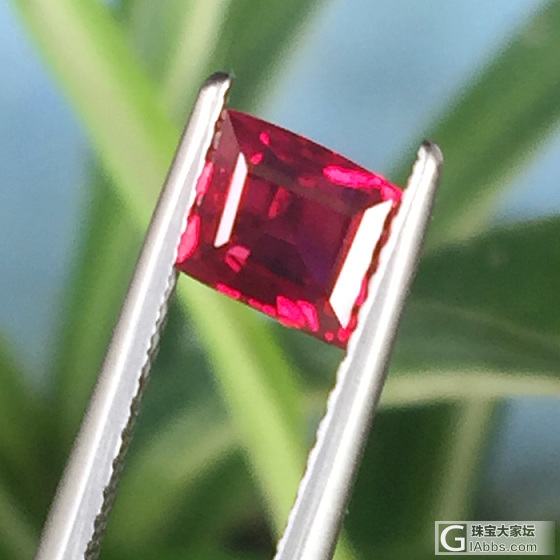 ［皇家彩宝］红宝石 1.02ct 缅甸_红宝石刻面宝石