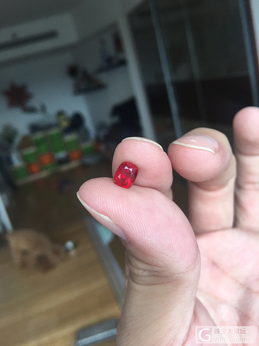 正红哦_刻面宝石尖晶石
