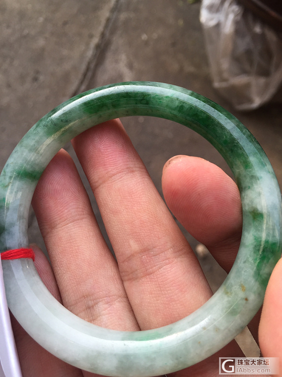 色阳手镯59圈口_手镯翡翠