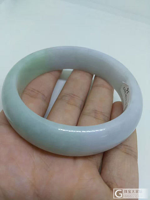 翡翠手镯_手镯翡翠