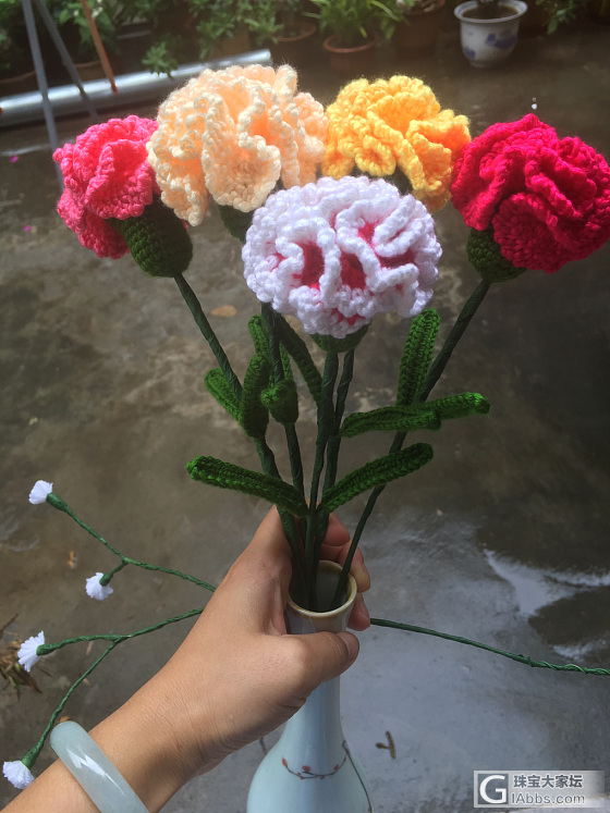钩针花朵。。最近才开始研究_钩针