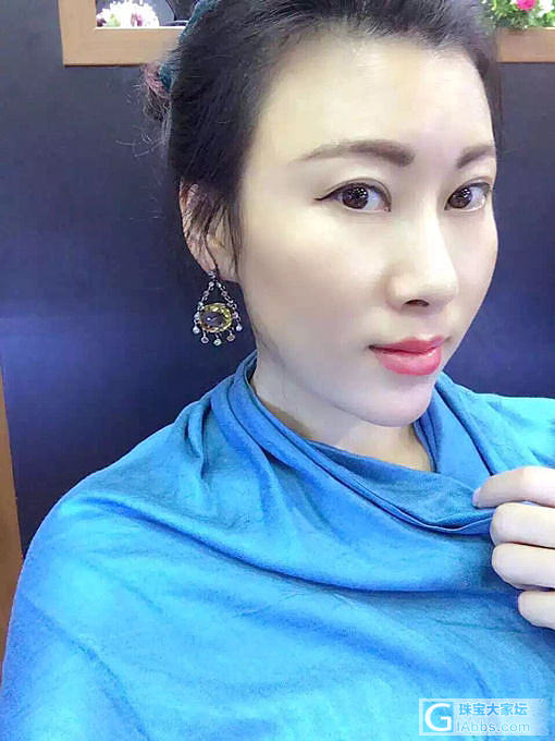 [色]彩寶 迪澳迷來吧_彩色宝石耳坠