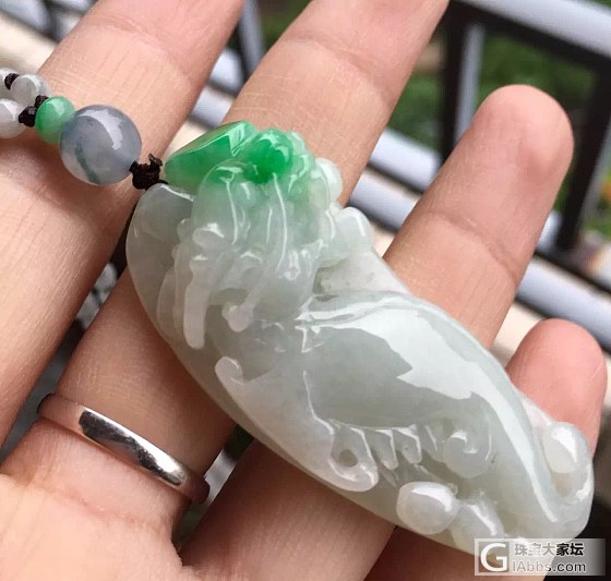 【飞龙】飘阳绿翡翠飞龙 顶珠一刻冰紫飘花圆珠 搭翡翠路路通珠链_花件翡翠