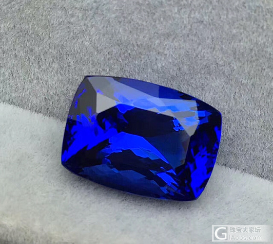 5A级坦桑石_坦桑石