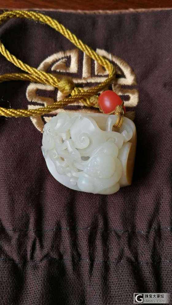 晒个自己玩的把件吧，欢迎评价_把玩件和田玉