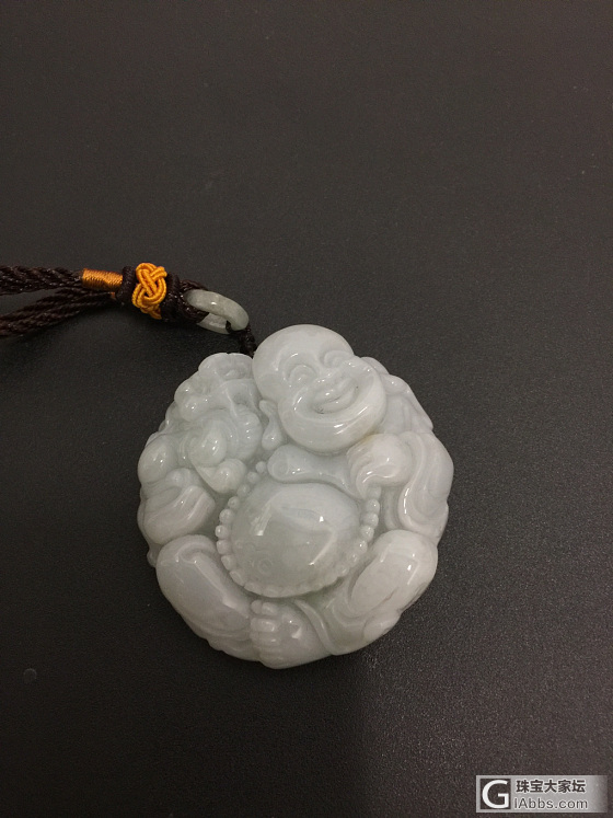 新买的翡翠吊坠，40多克，请大家帮我看看应该多少钱，谢谢！_翡翠