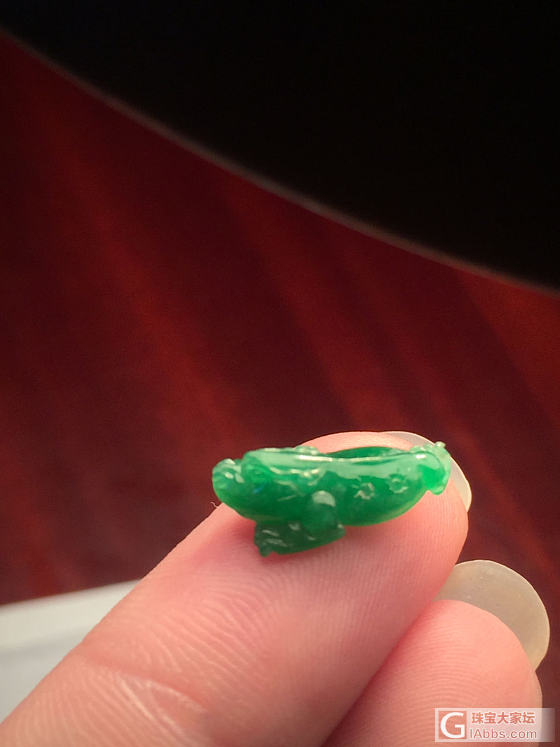 和利缘翡翠工厂最近生产_翡翠