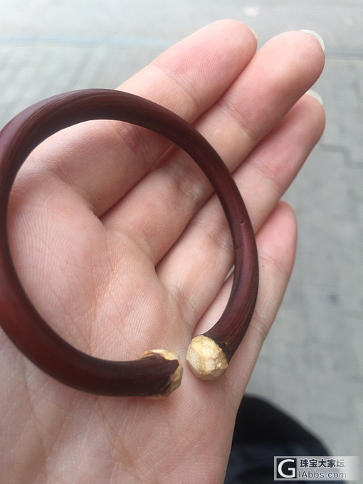 出些闲置水晶鸡血藤回血_葡萄石鸡血藤