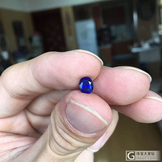 缅甸无烧皇家蓝这颗没那么暗_刻面宝石蓝宝石