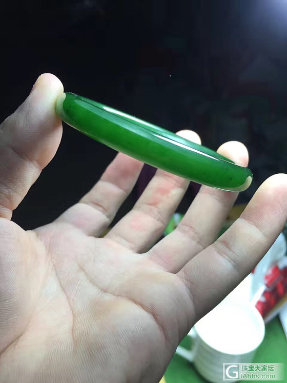 刚收的2样东西，手镯跟蝉_手镯碧玉