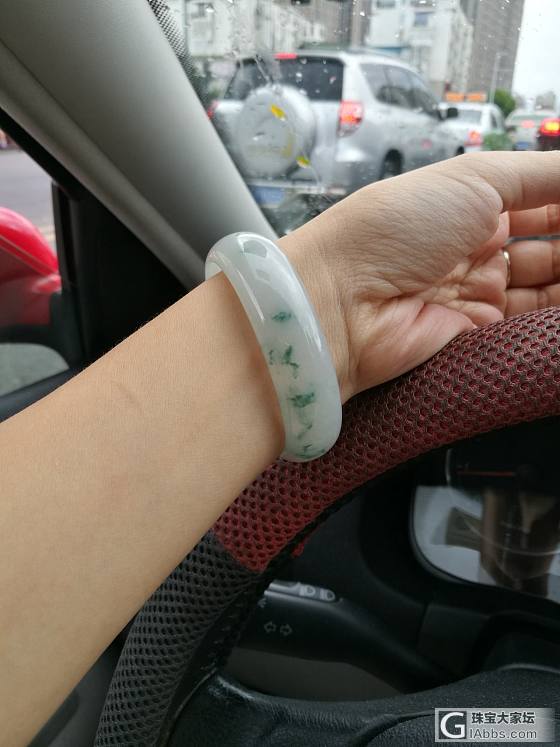 为什么在车里拍照翡翠手镯特别美_摄影翡翠