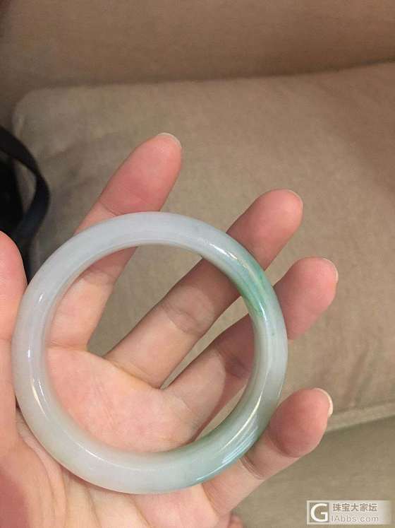 刚拍回来的镯子_翡翠
