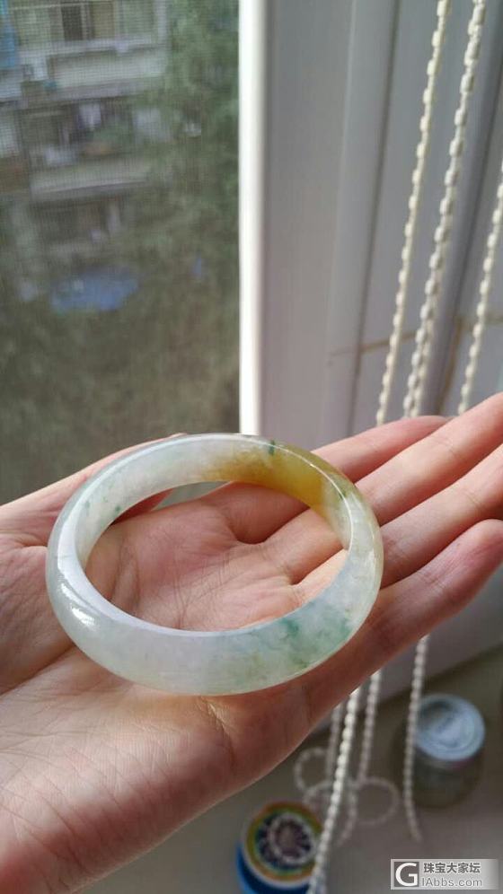 最近入手的2个翡翠镯子_手镯翡翠