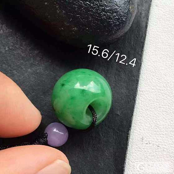 翡翠挂件_挂件翡翠