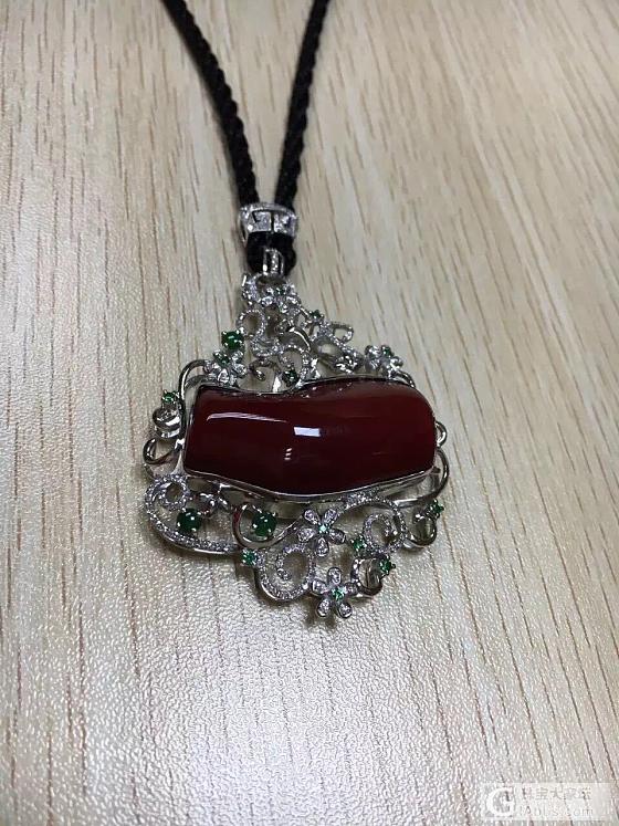 阿卡吊坠_珊瑚