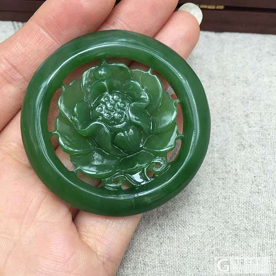 10月18新品：俄碧玉 富贵牡丹花环_碧玉