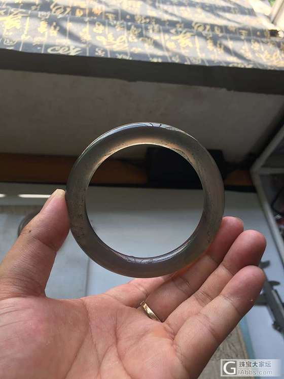 天然绿朱砂，有见过的吗？_玉髓玛瑙手镯
