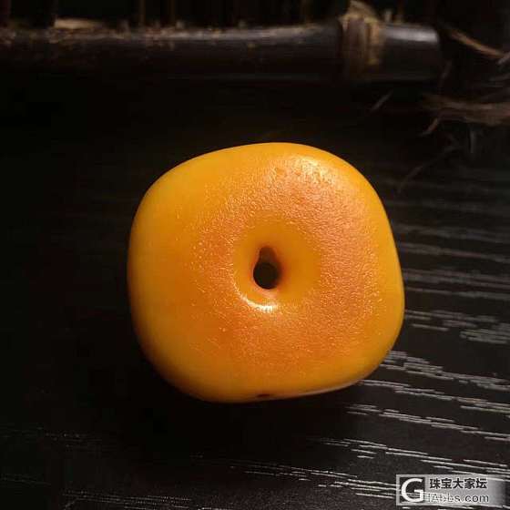老蜜蜡大墩子挂坠_蜜蜡