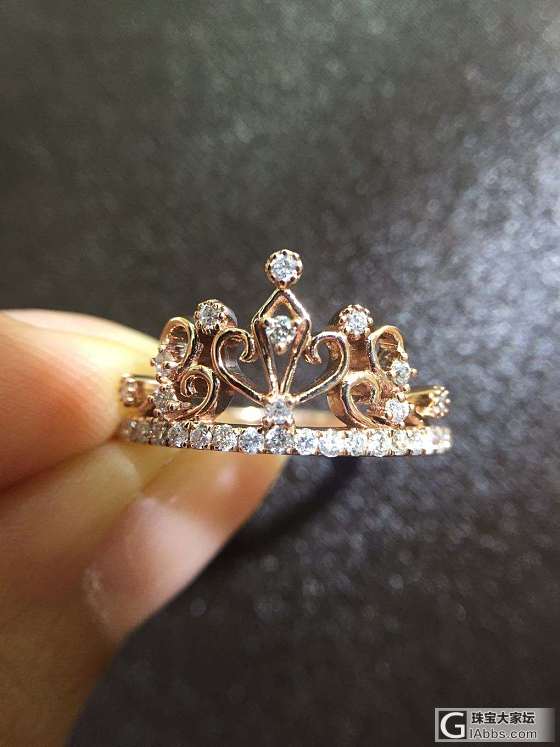 女王皇冠👑戒指，9k金➕钻，市场推广，活动成本价出，可以免费更改戒圈，免费刻字，..._戒指钻石