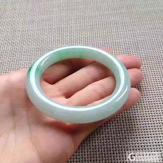 求推荐50小口径翡翠镯_手镯翡翠