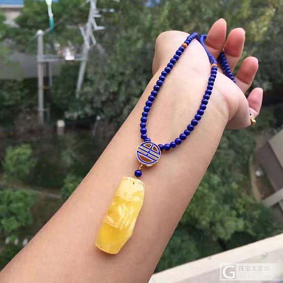 帮忙看看这两条哪个好看可以入？_青金石琥珀蜜蜡
