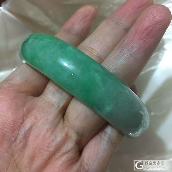 帮忙看看镯子怎么样_手镯翡翠