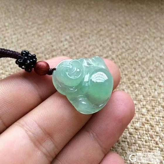 亲们、帮我看看多少钱买合适？_翡翠