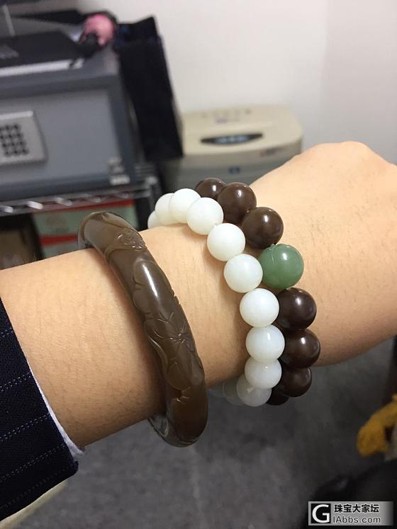 且末红糖全糖圆条镯_和田玉手镯