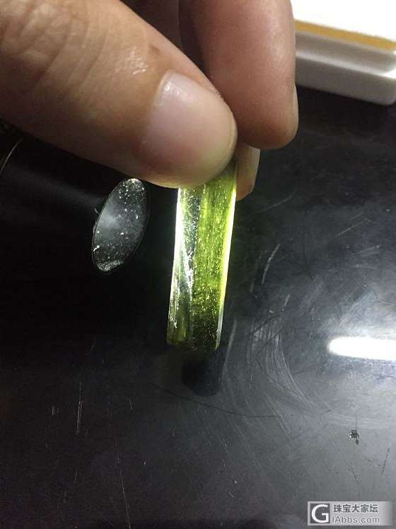 大神看看值吗？_碧玺打磨原石
