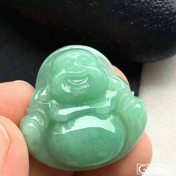 三个佛佛，一站两坐_挂件翡翠