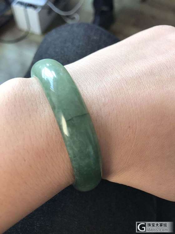 求鉴别！别人送的！_翡翠手镯