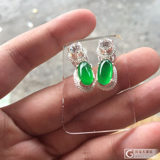 颜色非常漂亮的耳钉_耳钉