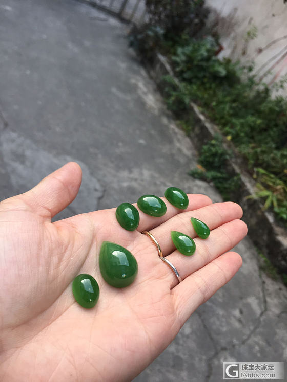 乌兰海苹果绿碧玉_碧玉