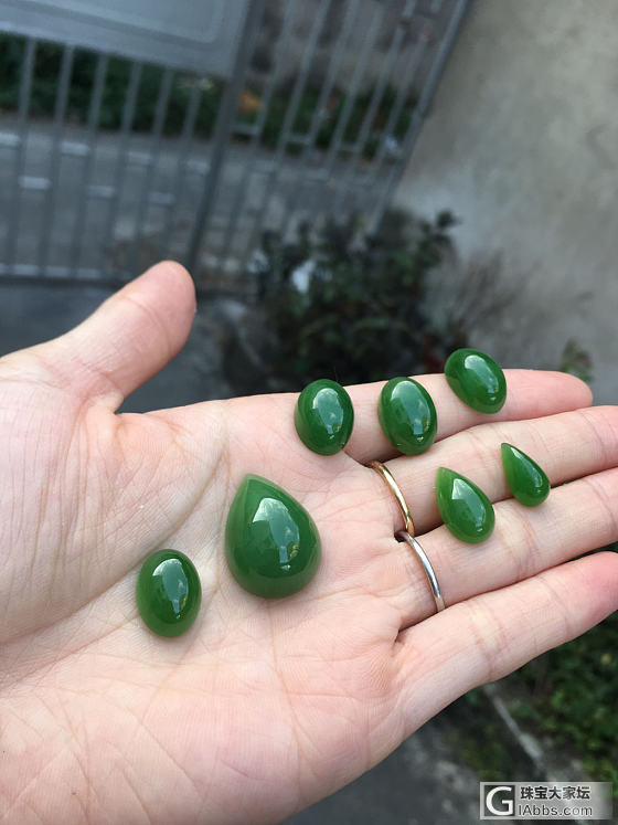 乌兰海苹果绿碧玉_碧玉