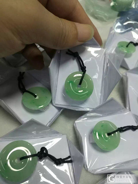 以后可以经常发了，每周二上新_翡翠