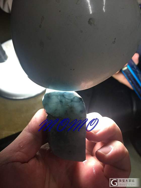 一块坎底冰飘花小料子赌料全过程~_赌石翡翠